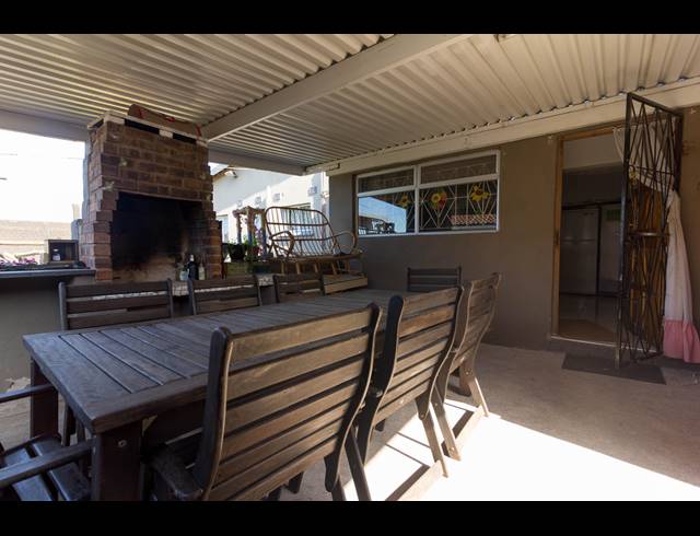 3 BEDROOM HOUSE FOR SALE IN BURLINGTON HEIGHTS